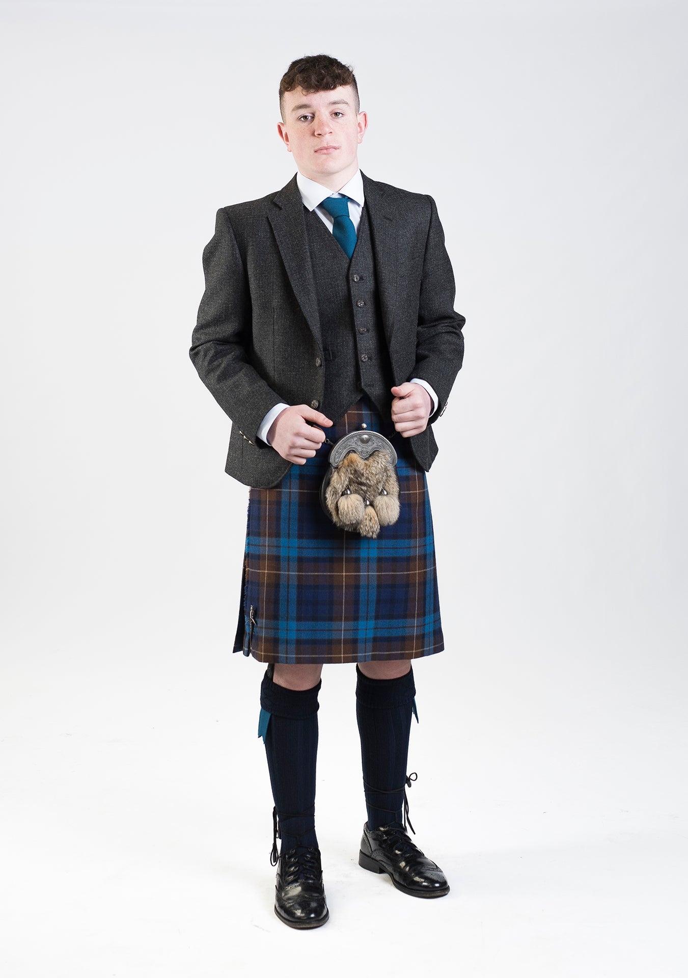 Blue Buchanan Lovat Charcoal Tweed Kilt Hire Outfit – Nicolson