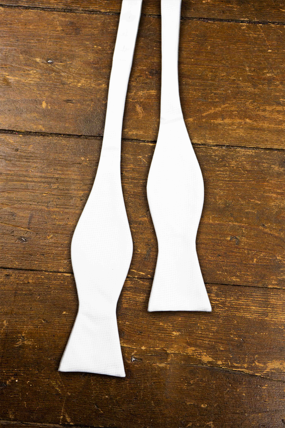 White Bow Tie (Self-Tied)