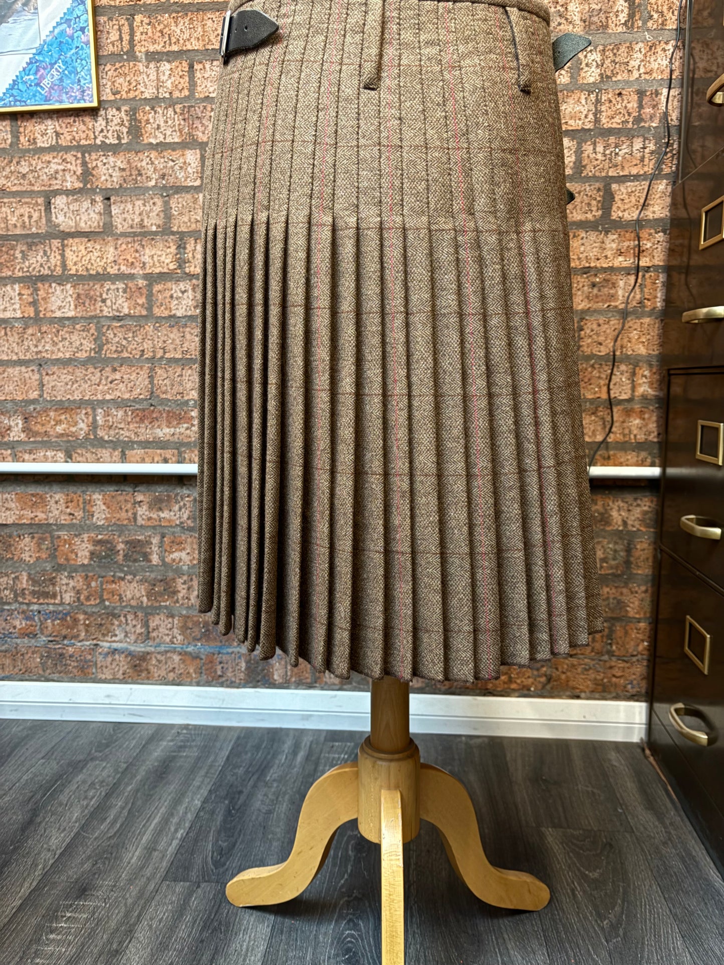 Sale Kilt Brown Tweed Waist 38” Length 23.5”