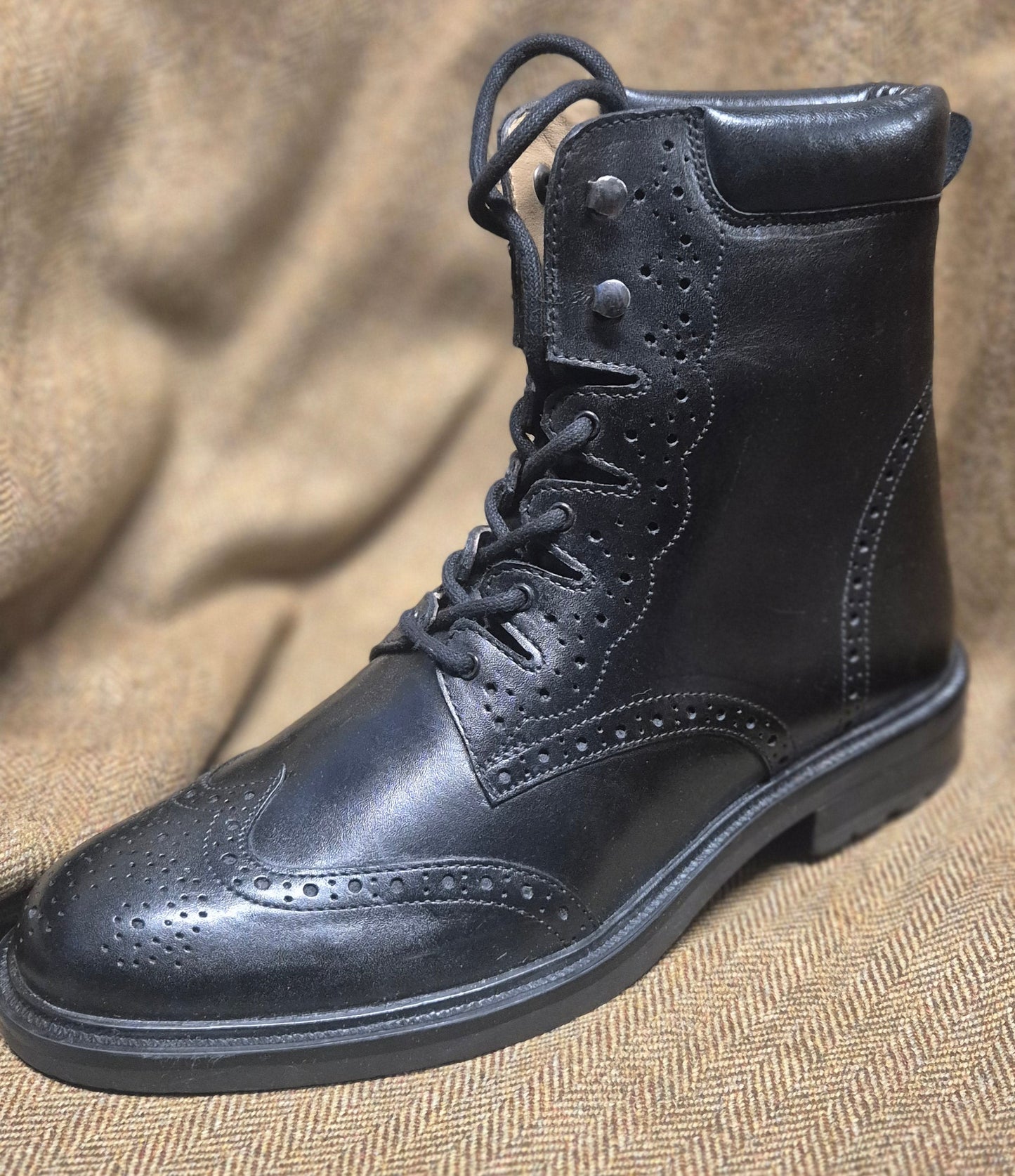 SALE Black Ghillie Brogue Boot - 8 UK