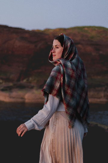 Auld Scotland Tartan Outlandish Shawl