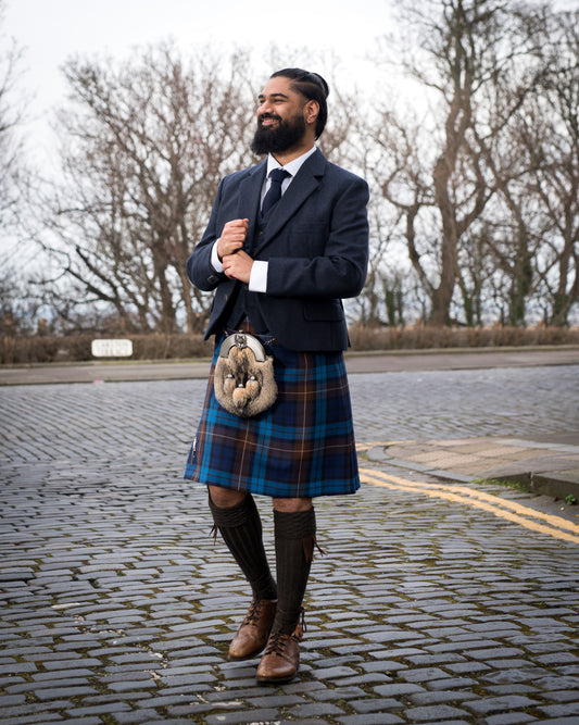 Lovat Navy Tweed Package
