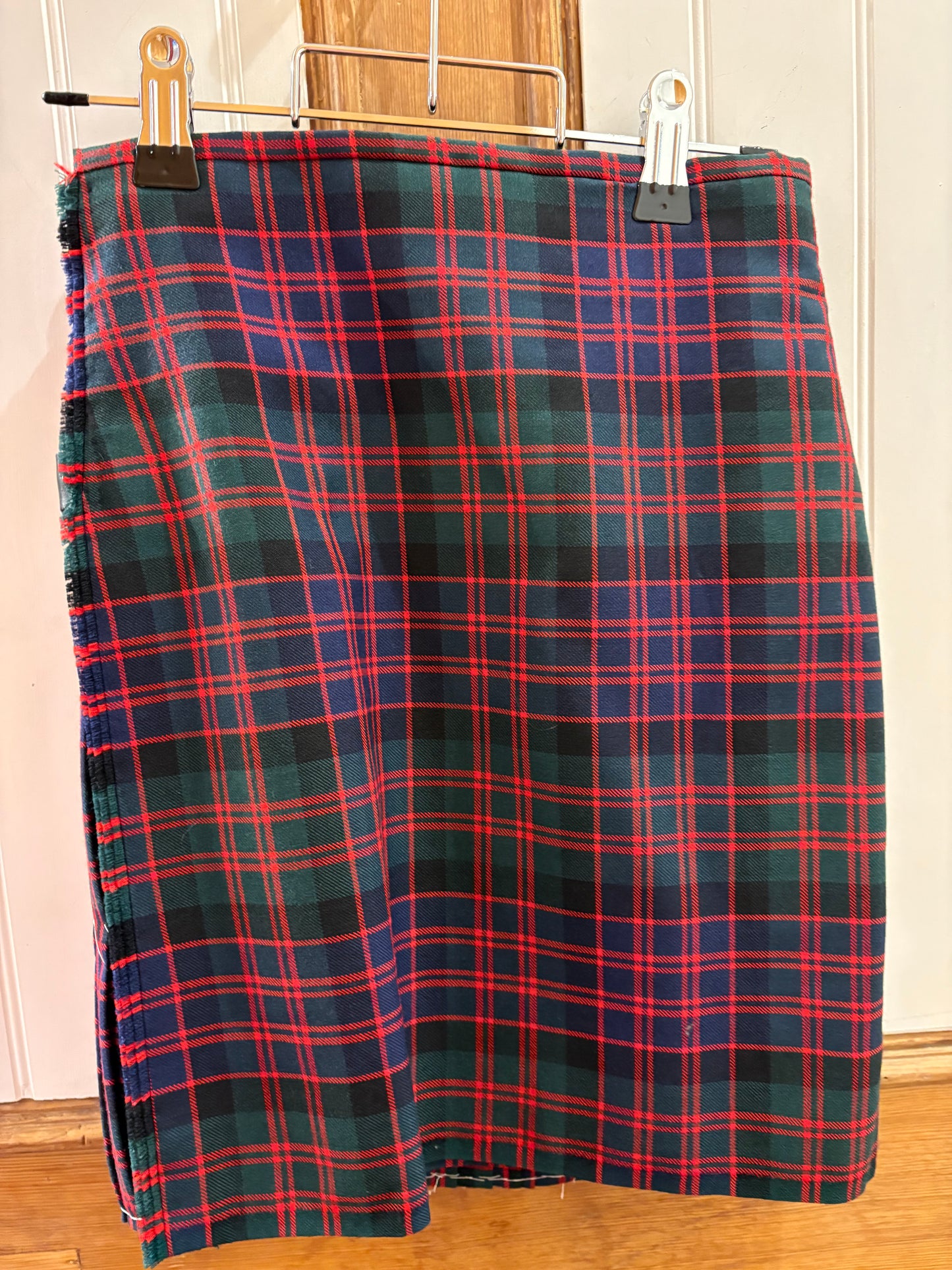 Sale Kilt MacDonald Modern Waist 34” Length 24”