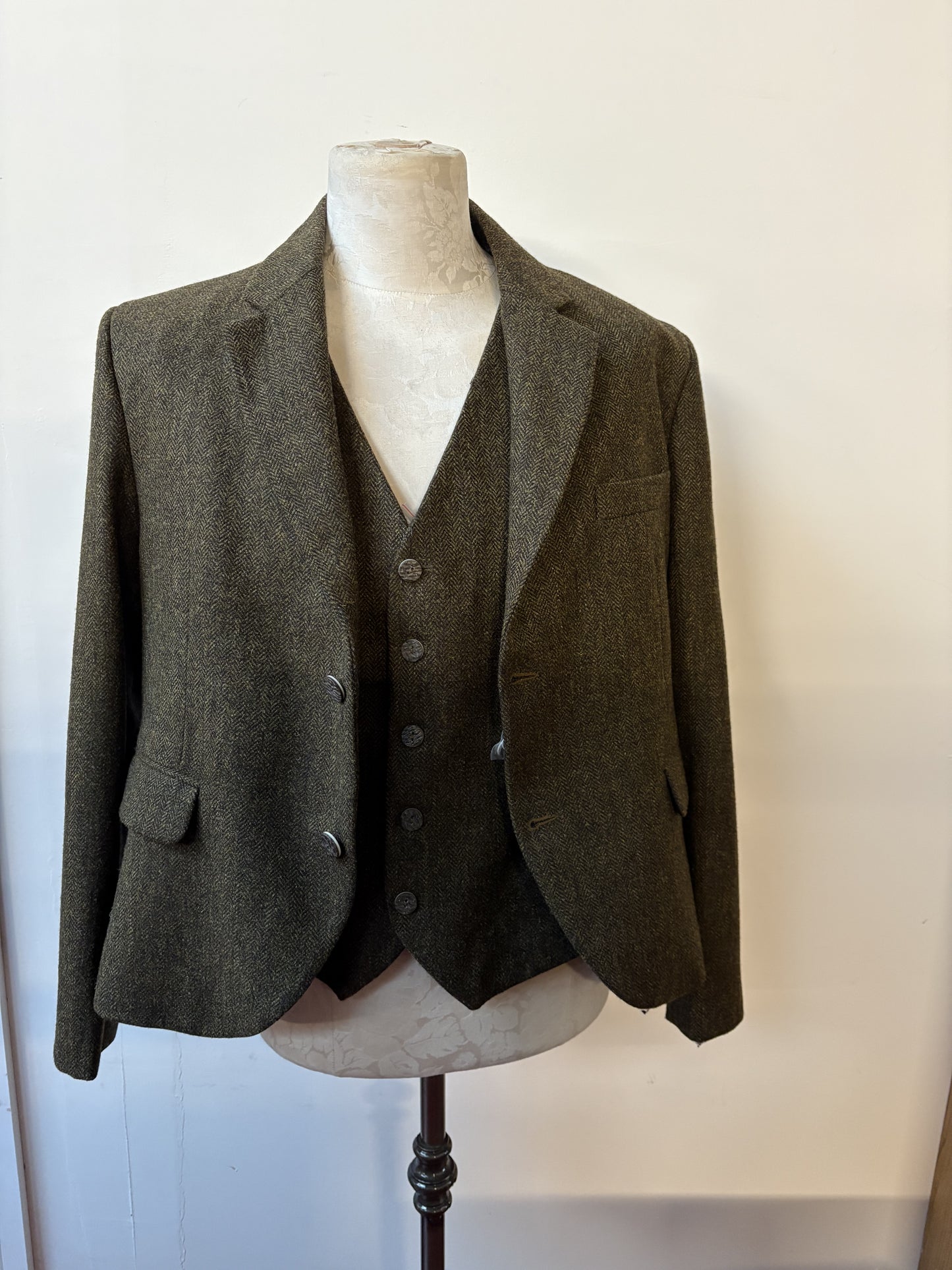 Sale Brown Lovat Tweed Jacket and waistcoat