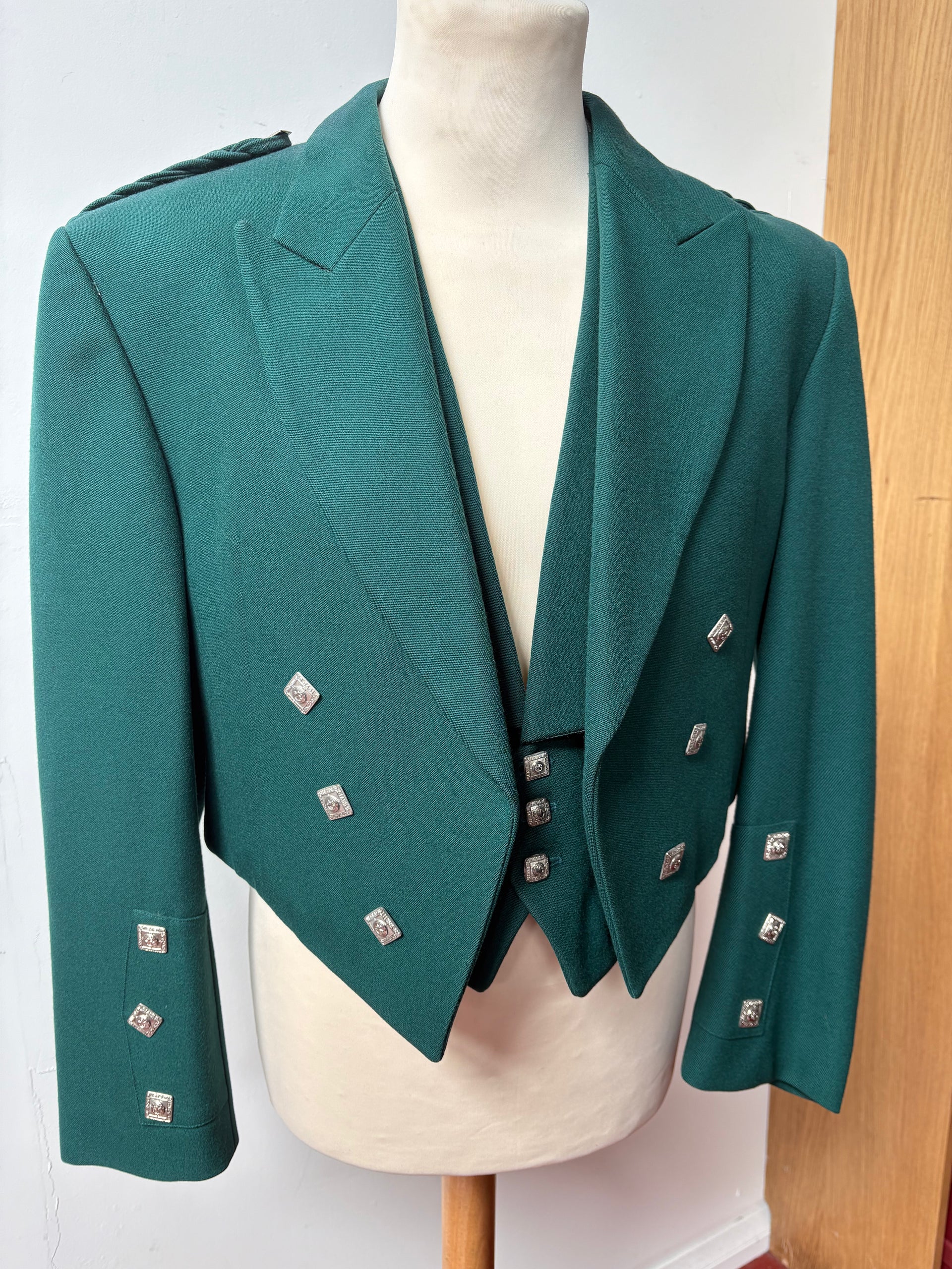 Ex- Hire Prince Charlie jacket and waistcoat Prince Charlie風 