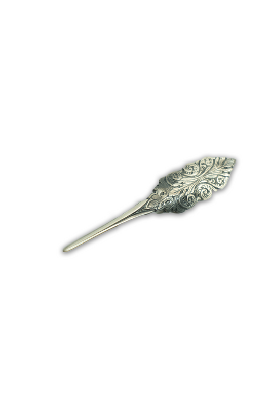 Acanthus Leaf Kilt Pin (Antique)