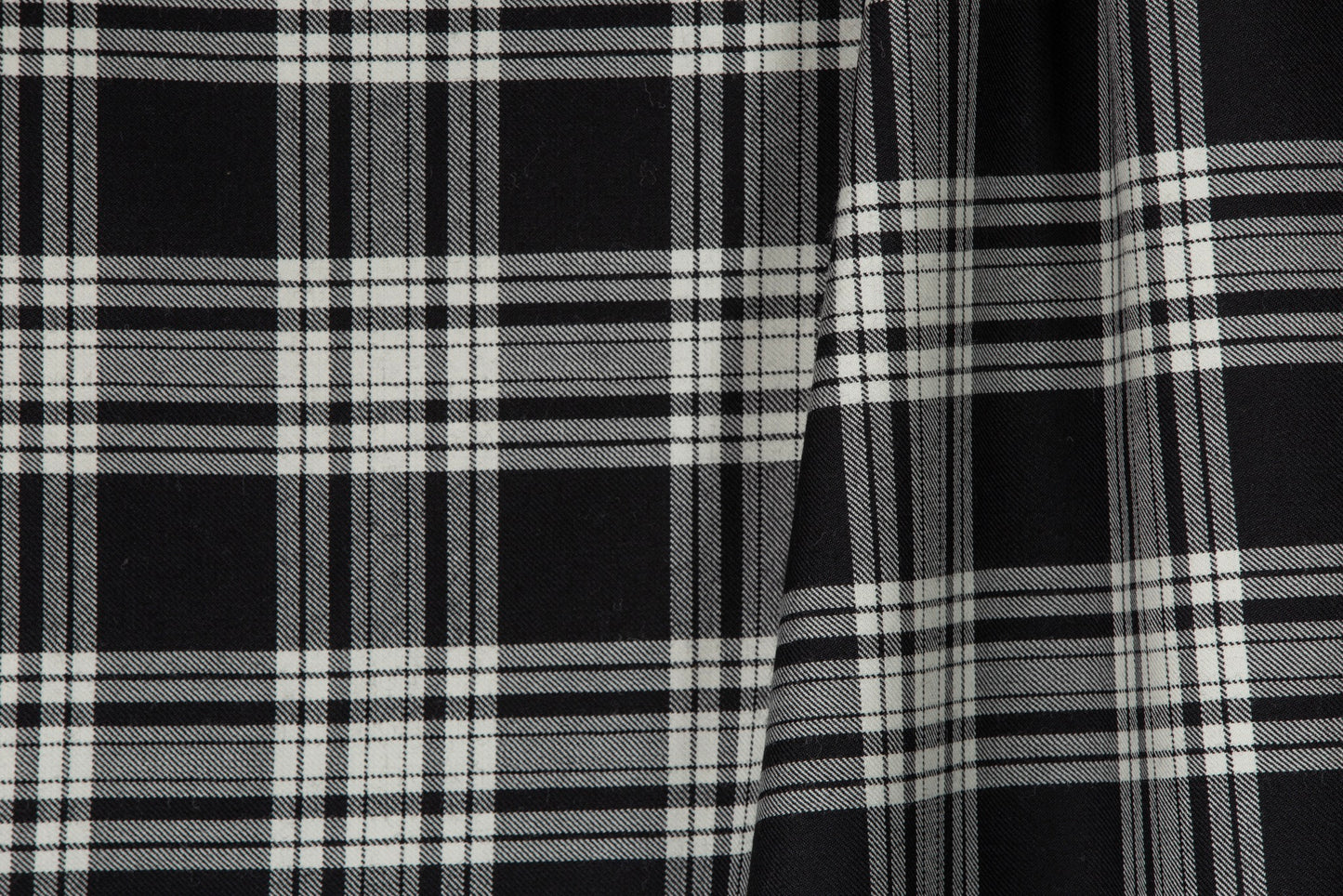 Menzies 'Black & White' (House of Edgar)